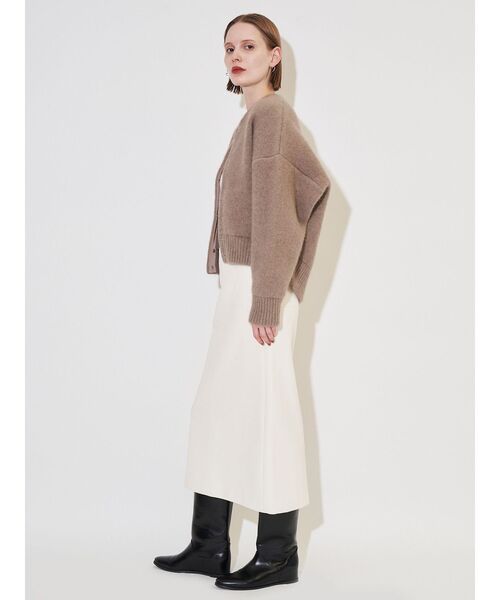 ELENDEEK(エレンディーク)の「フェイクレザースカート(スカート・レディース・ブラック/オフホワイト/ブラウン・02/01)」の18枚目の写真