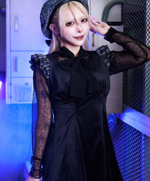 NIBBLE POISON（ニブルポイズン）の「ベロア×チェックフリルワンピース