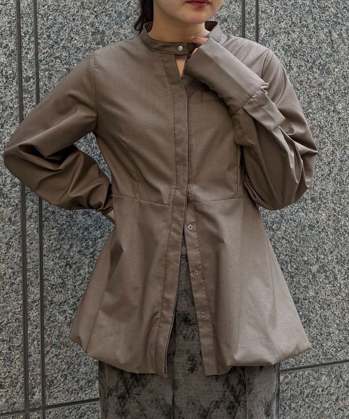 &g'aime(アンジェム)の「【&g'aime】ペプラムバールンブラウス Peplum Balloon Blouse(シャツ/ブラウス・レディース・チャコールグレー/ブラック/モカ・FREE)」の1枚目の写真