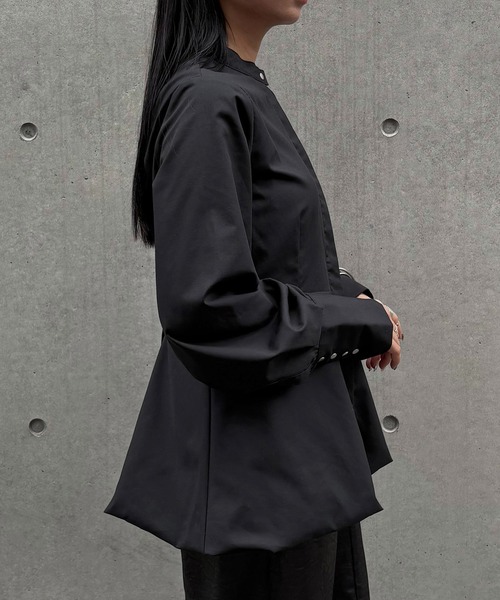 &g'aime(アンジェム)の「【&g'aime】ペプラムバールンブラウス Peplum Balloon Blouse(シャツ/ブラウス・レディース・チャコールグレー/ブラック/モカ・FREE)」の4枚目の写真