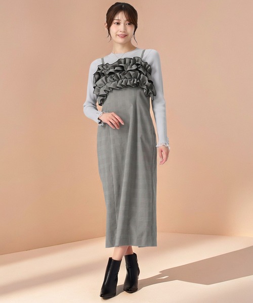 MISCH MASCH(ミッシュマッシュ)の「2025秋冬新作 ダブルフリルキャミワンピース(ジャンパースカート・レディース・ブラック×ホワイト/ベージュ/グレー・M/S)」の2枚目の写真