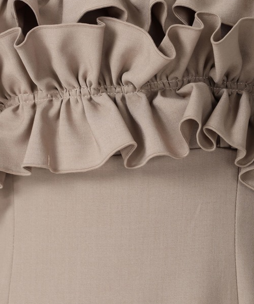 MISCH MASCH(ミッシュマッシュ)の「2025秋冬新作 ダブルフリルキャミワンピース(ジャンパースカート・レディース・ブラック×ホワイト/ベージュ/グレー・M/S)」の21枚目の写真