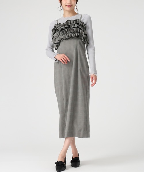 MISCH MASCH(ミッシュマッシュ)の「2025秋冬新作 ダブルフリルキャミワンピース(ジャンパースカート・レディース・ブラック×ホワイト/ベージュ/グレー・M/S)」の9枚目の写真