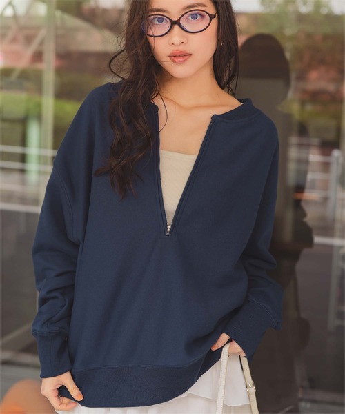 titivate（ティティベイト）の「フロントジップゆるっとスウェットプルオーバー（スウェット・レディース・クリーム/グレー/オフホワイト/ネイビー/オートミール・M/L）」の5枚目の写真