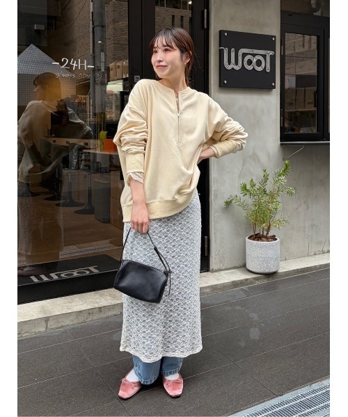 titivate（ティティベイト）の「フロントジップゆるっとスウェットプルオーバー（スウェット・レディース・クリーム/グレー/オフホワイト/ネイビー/オートミール・M/L）」の9枚目の写真