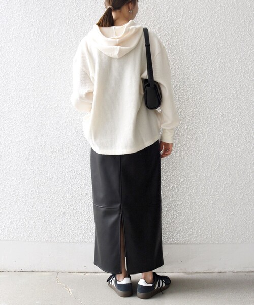 SHIPS any（シップス エニィ）の「SHIPS any:〈手洗い可能〉起毛 ワッフル ハーフジップ フーディー プルオーバー（Tシャツ/カットソー・レディース・オレンジ/オフホワイト/チャコールグレー・ONE SIZE）」の5枚目の写真