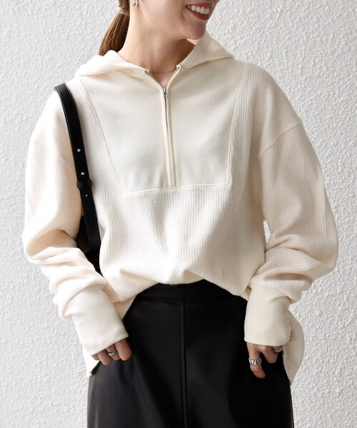 SHIPS any（シップス エニィ）の「SHIPS any:〈手洗い可能〉起毛 ワッフル ハーフジップ フーディー プルオーバー（Tシャツ/カットソー・レディース・オレンジ/オフホワイト/チャコールグレー・ONE SIZE）」の6枚目の写真