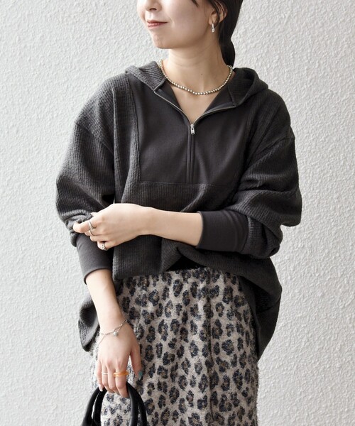 SHIPS any（シップス エニィ）の「SHIPS any:〈手洗い可能〉起毛 ワッフル ハーフジップ フーディー プルオーバー（Tシャツ/カットソー・レディース・オレンジ/オフホワイト/チャコールグレー・ONE SIZE）」の14枚目の写真