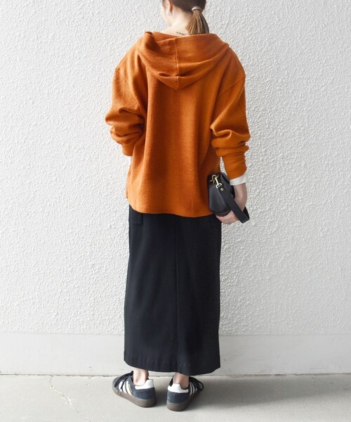 SHIPS any（シップス エニィ）の「SHIPS any:〈手洗い可能〉起毛 ワッフル ハーフジップ フーディー プルオーバー（Tシャツ/カットソー・レディース・オレンジ/オフホワイト/チャコールグレー・ONE SIZE）」の20枚目の写真