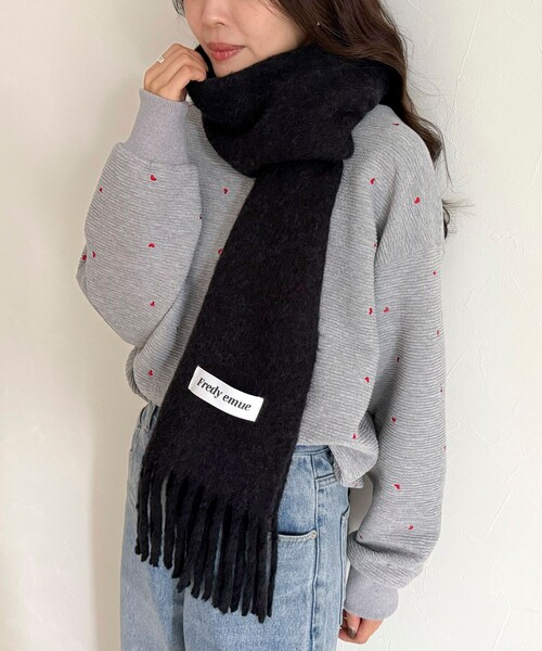 fredy emue（フレディエミュ）の「ウール混ブークレ無地マフラー 30（マフラー・レディース・アイボリー/サックスブルー/ブラック/ピンク・FREE）」の13枚目の写真