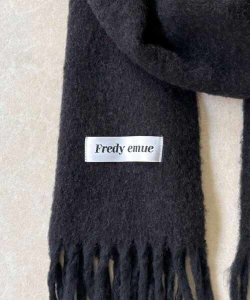 fredy emue（フレディエミュ）の「ウール混ブークレ無地マフラー 30（マフラー・レディース・アイボリー/サックスブルー/ブラック/ピンク・FREE）」の21枚目の写真