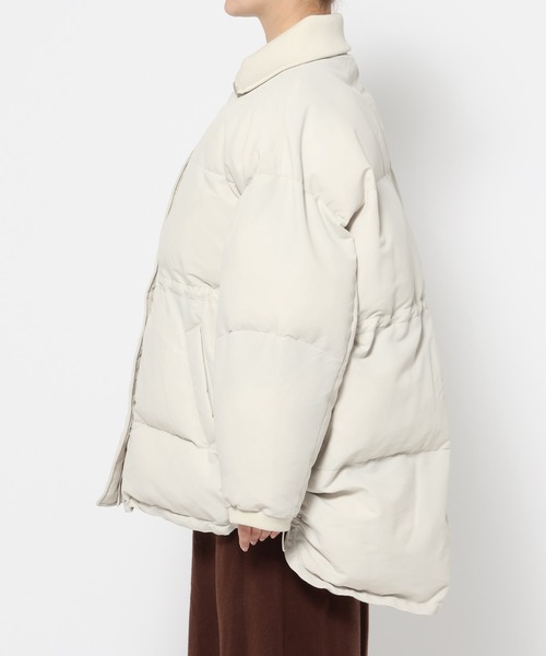 mysty woman（ミスティウーマン）の「リブネック中綿ブルゾン 600403（ダウンジャケット/コート・レディース・ブラック/アイボリー・FREE）」の10枚目の写真