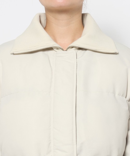 mysty woman（ミスティウーマン）の「リブネック中綿ブルゾン 600403（ダウンジャケット/コート・レディース・ブラック/アイボリー・FREE）」の13枚目の写真