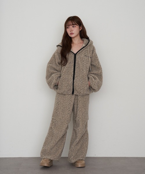 RAY CASSIN(レイカズン)の「フリースタックイージーパンツ(その他パンツ・レディース・チャコールグレー/ブルー/ベージュ系その他2・FREE)」の4枚目の写真