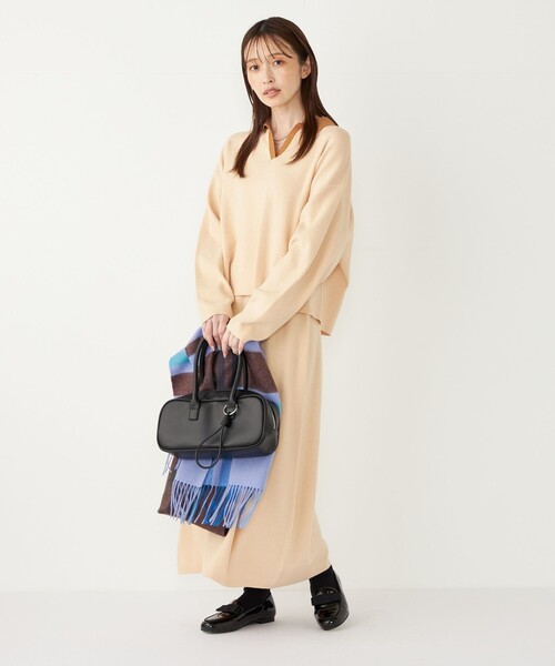 SHIPS Colors(シップス カラーズ)の「SHIPS Colors:〈手洗い可能〉ウール チェック ストール(ストール/ショール・レディース・グレー/ブルー/オレンジ/イエロー/パープル・ONE SIZE)」の9枚目の写真