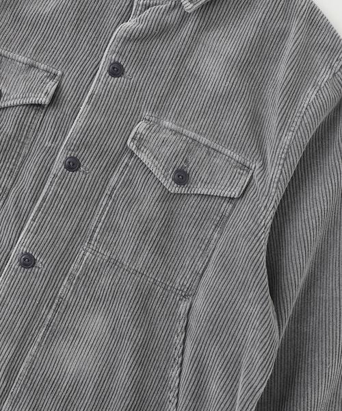 SAVE KHAKI UNITED（セーブカーキユナイテッド）の「SAVE KHAKI UNITED / セーブ カーキ ユナイテッド ワイドウェール  シャツ ジャケット（その他アウター・メンズ・ブラック系その他/ライトグレー・MEDIUM/LARGE/X-LARGE）」の4枚目の写真