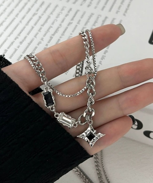 UP START(アップスタート)の「ブラックストーンモチーフネックレス(RO)(ネックレス・レディース・シルバー系その他2/シルバー系その他4/シルバー系その他/シルバー系その他3・FREE)」の5枚目の写真