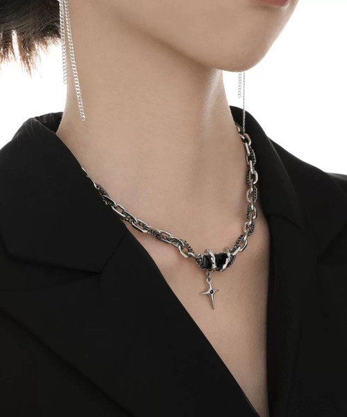 UP START(アップスタート)の「ブラックストーンモチーフネックレス(RO)(ネックレス・レディース・シルバー系その他2/シルバー系その他4/シルバー系その他/シルバー系その他3・FREE)」の7枚目の写真