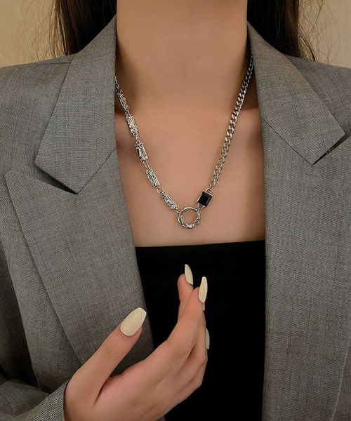 UP START(アップスタート)の「ブラックストーンモチーフネックレス(RO)(ネックレス・レディース・シルバー系その他2/シルバー系その他4/シルバー系その他/シルバー系その他3・FREE)」の13枚目の写真