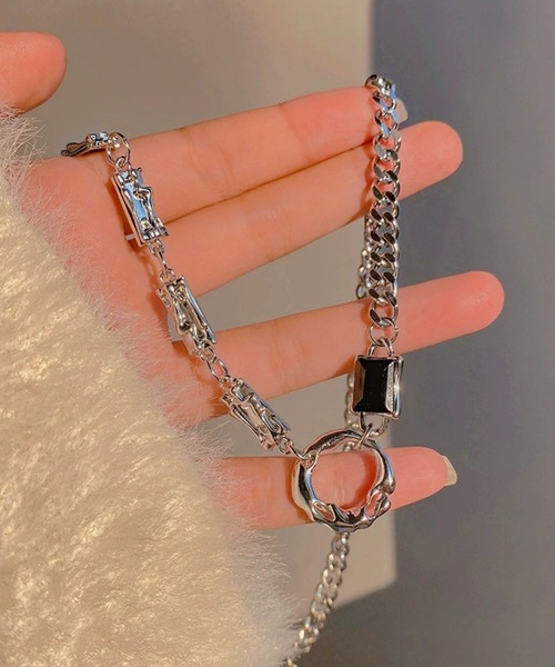 UP START(アップスタート)の「ブラックストーンモチーフネックレス(RO)(ネックレス・レディース・シルバー系その他2/シルバー系その他4/シルバー系その他/シルバー系その他3・FREE)」の17枚目の写真