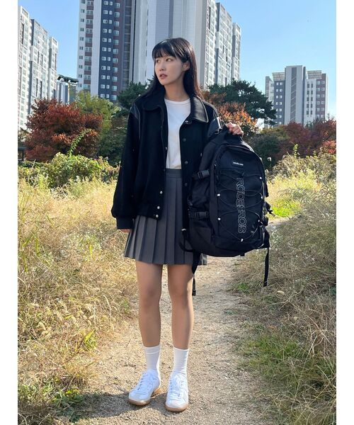MUSINSA STANDARD WOMAN（ムシンサスタンダードウーマン）の「ウィメンズスリムクルーネック長袖Tシャツ[クリーム]（Tシャツ/カットソー・レディース・その他・SMALL/MEDIUM/LARGE/X-LARGE/X-SMALL）」の19枚目の写真