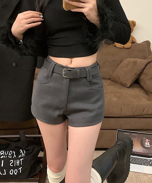 MAISON DE THERESE(メゾン ド テレーズ)の「ベルト付きハイウエスト ウール ホットパンツ(その他パンツ・レディース・ダークグレー/ブラウン/ブラック・S/M/L/XL)」の13枚目の写真