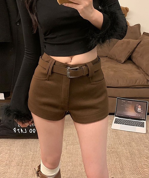 MAISON DE THERESE(メゾン ド テレーズ)の「ベルト付きハイウエスト ウール ホットパンツ(その他パンツ・レディース・ダークグレー/ブラウン/ブラック・S/M/L/XL)」の20枚目の写真