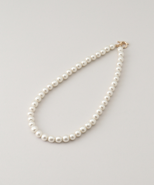 JOURNAL STANDARD relume（ジャーナルスタンダード　レリューム）の「《追加》RELUME 大粒ガラスパールネックレス40cm（ネックレス・レディース・ホワイト・FREE）」の3枚目の写真