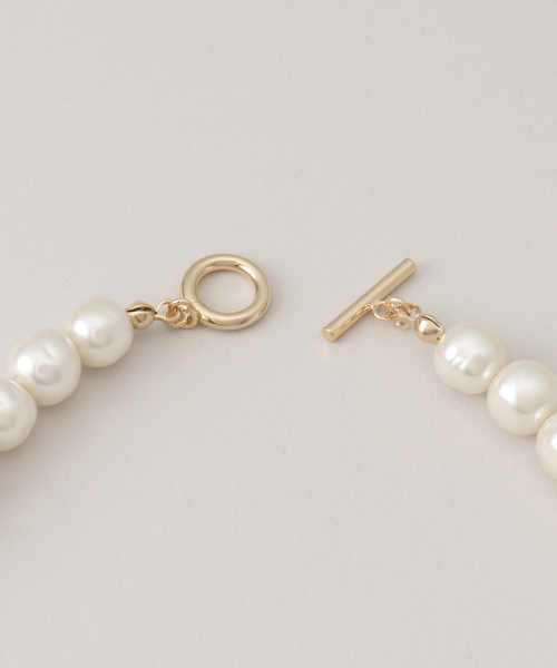 JOURNAL STANDARD relume（ジャーナルスタンダード　レリューム）の「《追加》RELUME 大粒ガラスパールネックレス40cm（ネックレス・レディース・ホワイト・FREE）」の5枚目の写真