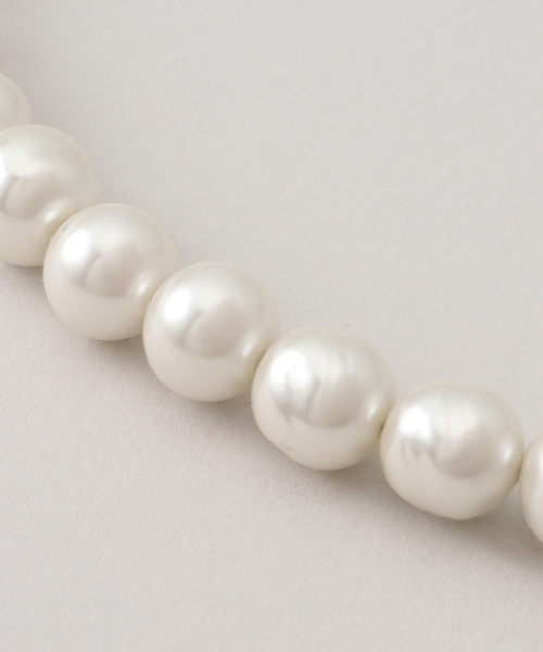 JOURNAL STANDARD relume（ジャーナルスタンダード　レリューム）の「《追加》RELUME 大粒ガラスパールネックレス40cm（ネックレス・レディース・ホワイト・FREE）」の6枚目の写真