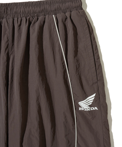 PHYPS MOTORCYCLE(フィップスモーターサイクル)の「Speed Track Solid nylon Pants Brown(スウェットパンツ・レディース・その他・LARGE/X-LARGE/SMALL/MEDIUM)」の6枚目の写真