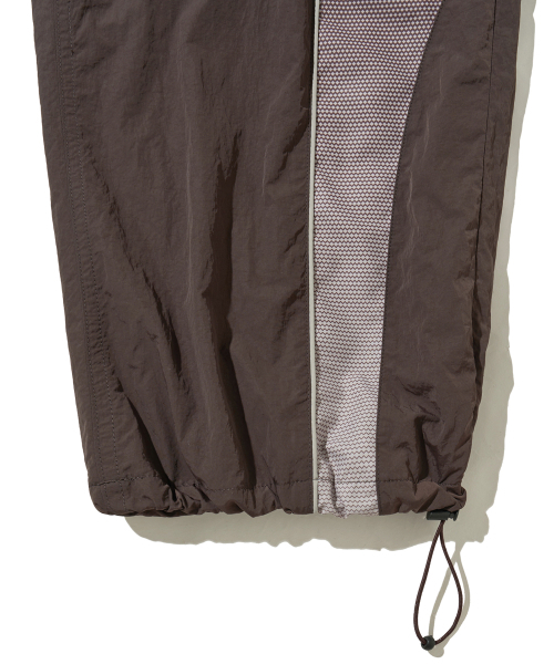 PHYPS MOTORCYCLE(フィップスモーターサイクル)の「Speed Track Solid nylon Pants Brown(スウェットパンツ・レディース・その他・LARGE/X-LARGE/SMALL/MEDIUM)」の11枚目の写真