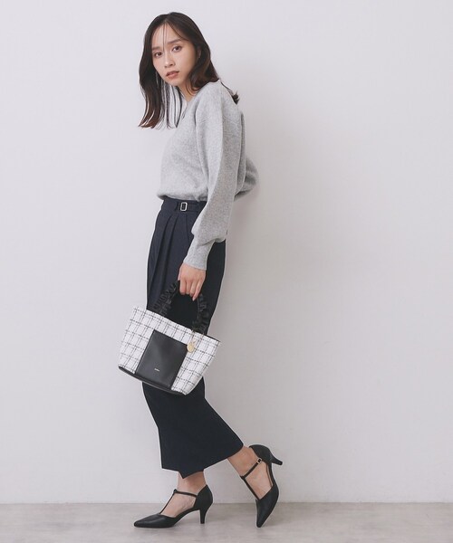 index(インデックス)の「片畦Vネックボクシーパフニット【洗濯機OK】(ニット/セーター・レディース・ピンク/チャコール/ベージュ系その他7/サックスブルー/グレー・00)」の10枚目の写真