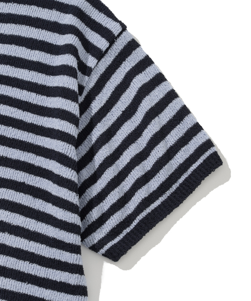 KNITTED（ニッティド）の「ブークルストライプラウンドニット NAVY（ニット/セーター・レディース・その他・X-LARGE/MEDIUM）」の3枚目の写真