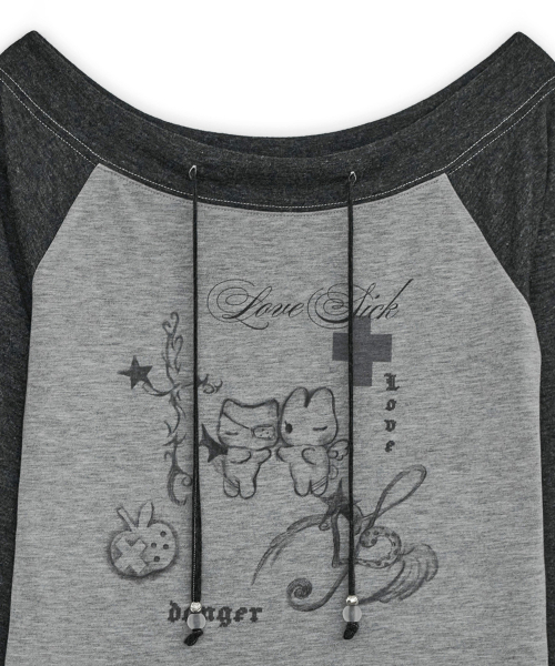 HUG YOUR SKIN(ハグユアスキン)の「ラブシックドローイングオフショルダートップ(チャコール)(Tシャツ/カットソー・レディース・その他・FREE)」の3枚目の写真