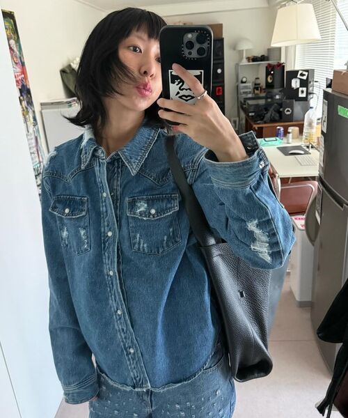 DUSTYWHITE（ダスティーホワイト）の「BLUE DESTROYED CROPPED WESTERN DENIM SHIRT（シャツ/ブラウス・メンズ・その他・MEDIUM/LARGE/X-LARGE）」の8枚目の写真