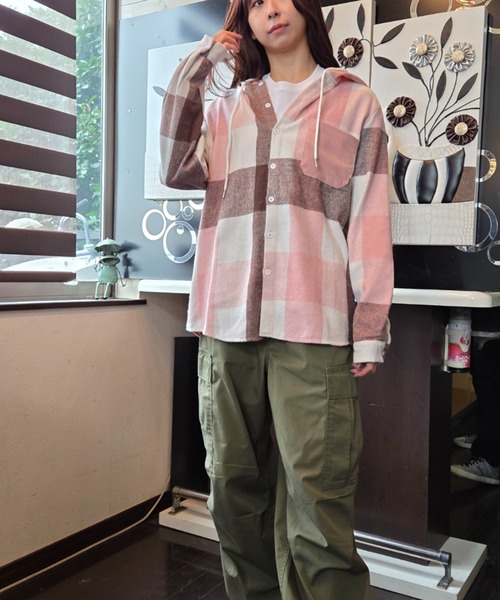 Loco Ocean(ロコオーシャン)の「チェック シャツ パーカー(シャツ/ブラウス・レディース・ピンク/ネイビー・M/L)」の11枚目の写真