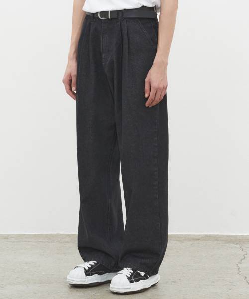 DECET(デケト)の「Dawn 2Pleats Wide Jeans DCPT007STNBlack(デニムパンツ・レディース・その他・26/28/30/32/34)」の3枚目の写真