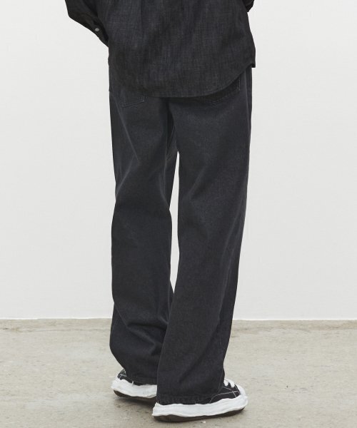 DECET(デケト)の「Dawn 2Pleats Wide Jeans DCPT007STNBlack(デニムパンツ・レディース・その他・26/28/30/32/34)」の9枚目の写真