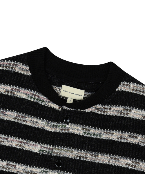 ENDOOR(エンドア)の「Needle crop cardigan (black stripe)(カーディガン/ボレロ・メンズ・ブラック・1/2)」の4枚目の写真