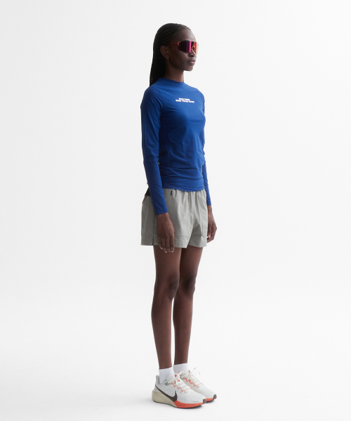 MENASOO(ミナス)の「VENODE Runfree Long Tshirts_Blue (Tight Fit)(Tシャツ/カットソー・レディース・ブルー・1/2)」の6枚目の写真