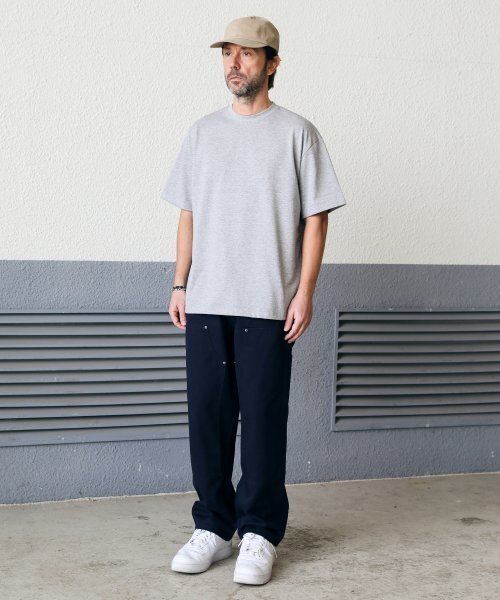 ESN(イーエスエヌ)の「プレミアムシングルセミオーバーフィットTシャツグレー(Tシャツ/カットソー・メンズ・その他・LARGE/MEDIUM/X-LARGE/XX-LARGE)」の2枚目の写真