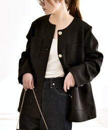 quaranciel（カランシエル）の「quaranciel:〈手洗い可能〉ジャージー ゴールドボタン クルーネック ジャケット（ノーカラージャケット）」