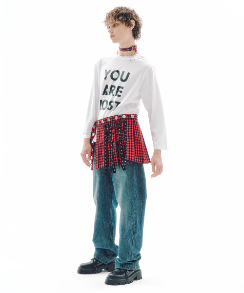 TRIPSHOP(トリップショップ)の「ノマドリベットデニムパンツ(デニムパンツ・レディース・ダークブルー・SMALL/MEDIUM)」の4枚目の写真