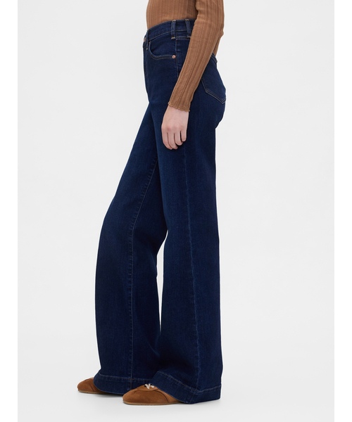 GAP（ギャップ）の「ハイライズ リラックス フレアデニム（デニムパンツ・レディース・インディゴブルー・24/25/26/27/23/28/29/30）」の2枚目の写真