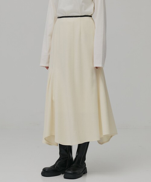 PUBLIC TOKYO(パブリックトウキョウ)の「ウールジャージフレアスカート(スカート・レディース・ネイビー/ホワイト・1/2)」の3枚目の写真