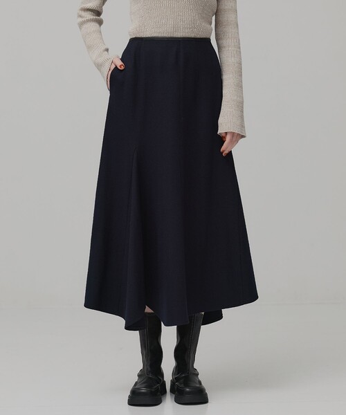 PUBLIC TOKYO(パブリックトウキョウ)の「ウールジャージフレアスカート(スカート・レディース・ネイビー/ホワイト・1/2)」の16枚目の写真