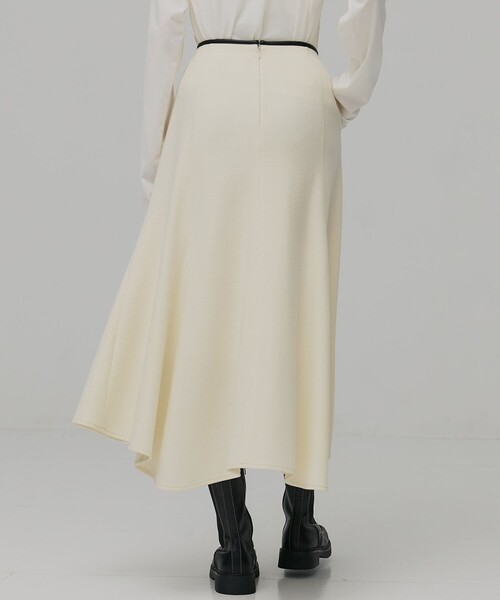 PUBLIC TOKYO(パブリックトウキョウ)の「ウールジャージフレアスカート(スカート・レディース・ネイビー/ホワイト・1/2)」の14枚目の写真