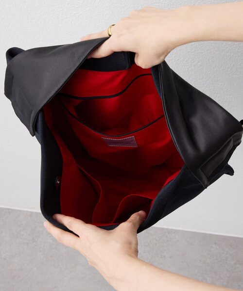 ear PAPILLONNER（イアパピヨネ）の「【kawa-kawa(カワカワ)】NO1529 wetワンショルダーバッグ（トートバッグ・レディース・ブラック・FREE）」の8枚目の写真