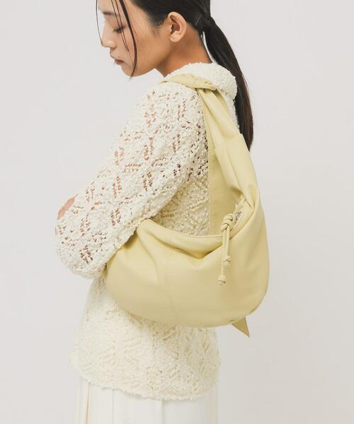 KBF(ケイビーエフ)の「ソフトイージーラウンドショルダーBAG(ショルダーバッグ・レディース・イエロー/ブラック・ONE)」の19枚目の写真